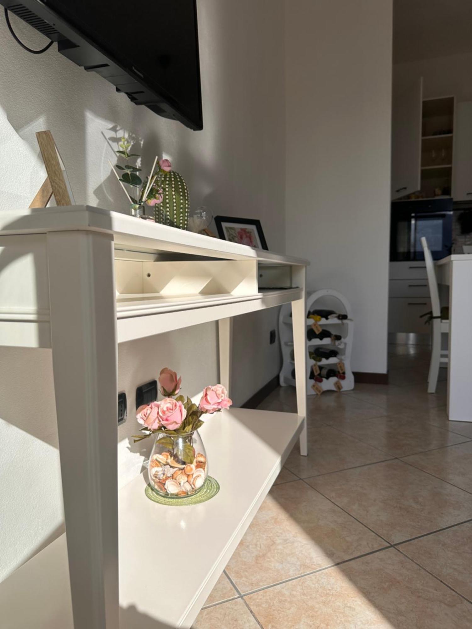 Little House Lezzeno Apartment Exterior photo